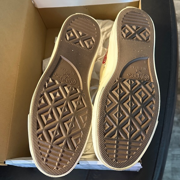 Converse Comme des Garçons Cream High-Tops with Red Heart Pattern - Picture 2 of 9